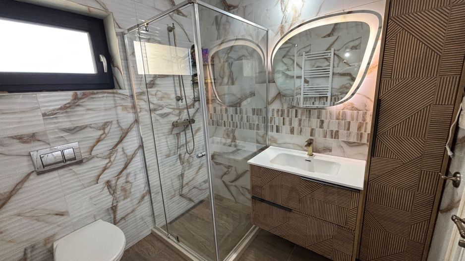 Casa individuala ultrafinisata 200 mp utili si teren 462 mp  Selimbar - Poză 22