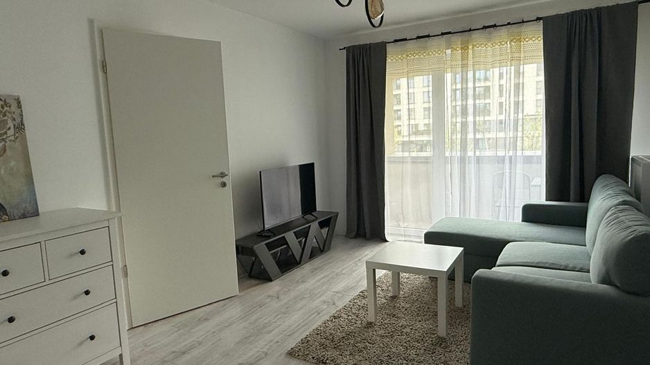 Tractorul - Kasper Coresi, ap 2 camere, decomandat, boxa, loc parcare - Poză 1