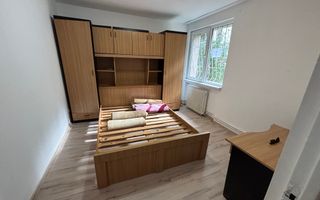 Apartament cu 3 camere (Cornisa) - Poză 6