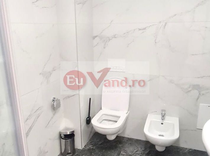 De vanzare apartament cu 2 camere Micro 17, bloc Roka - Poză 10