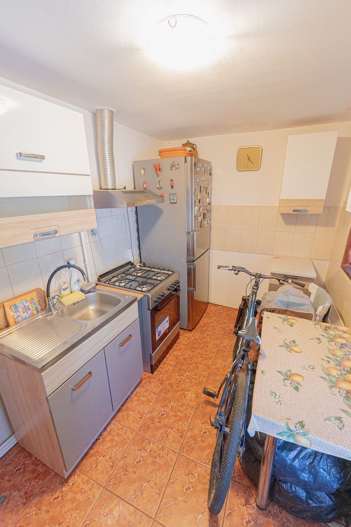 Casă 3 camere, 368mp teren, supr. utila 90mp, pe str. Focșa din Tecuci - Poză 11