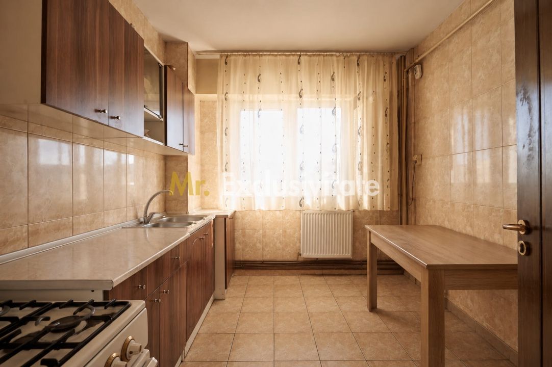 Apartament cu 3 camere - CENTRAL, zona 1 Mai, Pitesti - Poză 3