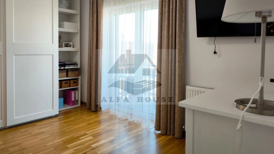 Apartament trei camere, 83 mp, vedere panoramică spre Tâmpa-Bartolomeu - Poză 17