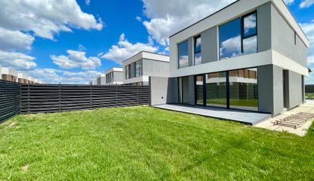 Vila Individuala 5 camere Tunari