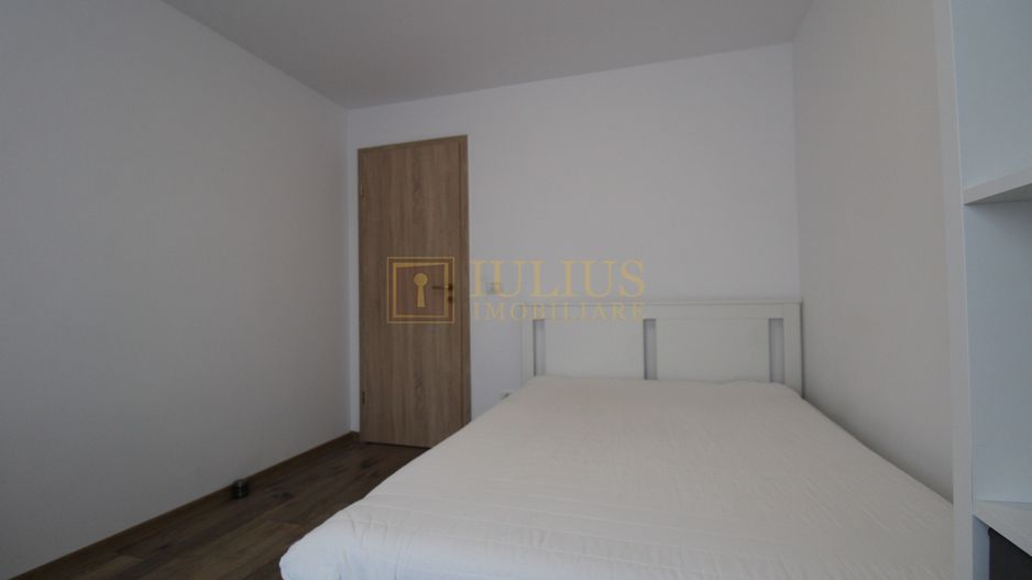 Zona Lunei, 3 camere, centrala proprie. - Poză 2