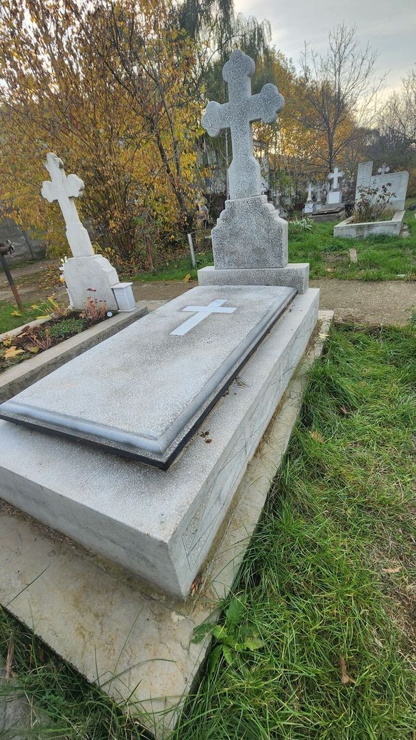 Locuri de veci cimitir Pantelimon II - Poză 5