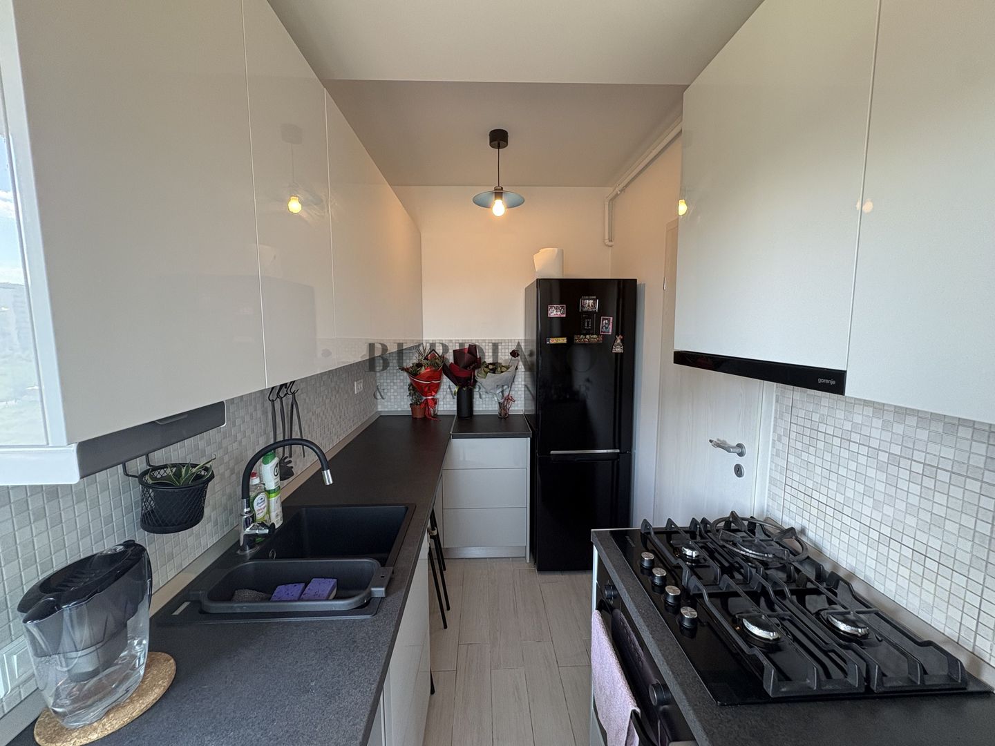 Apartament cu 2 camere + Loc de parcare - Titan - Metrou Nicolae Teclu - Poză 6