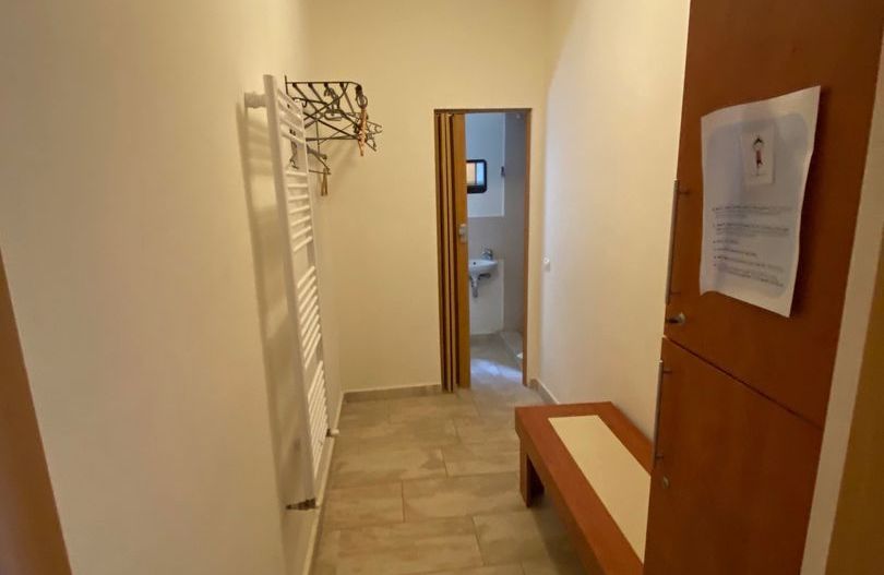 Casa In Dumbravita pretabila birouri sau alte activitati - Poză 12