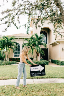 
    Consultanță personalizată și stabilirea bugetului real.Selecție strategică de proprietăți potrivite nevoilor tale.
  