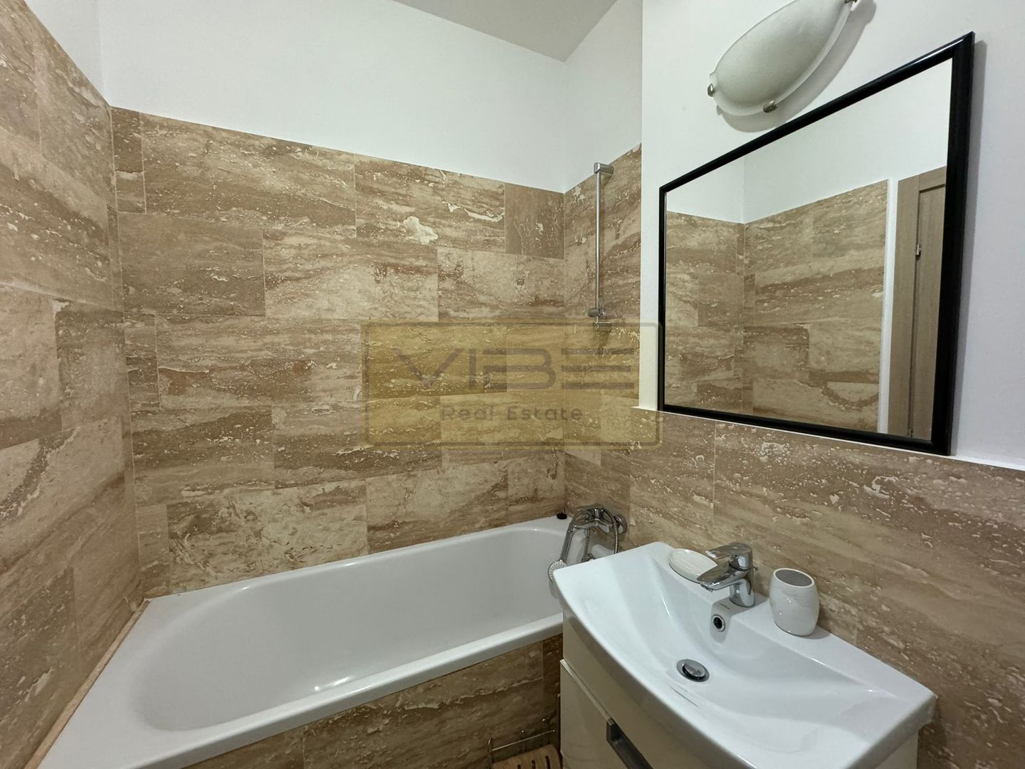 Apartament 1 camera decomandat Newton Nicolina - Poză 13