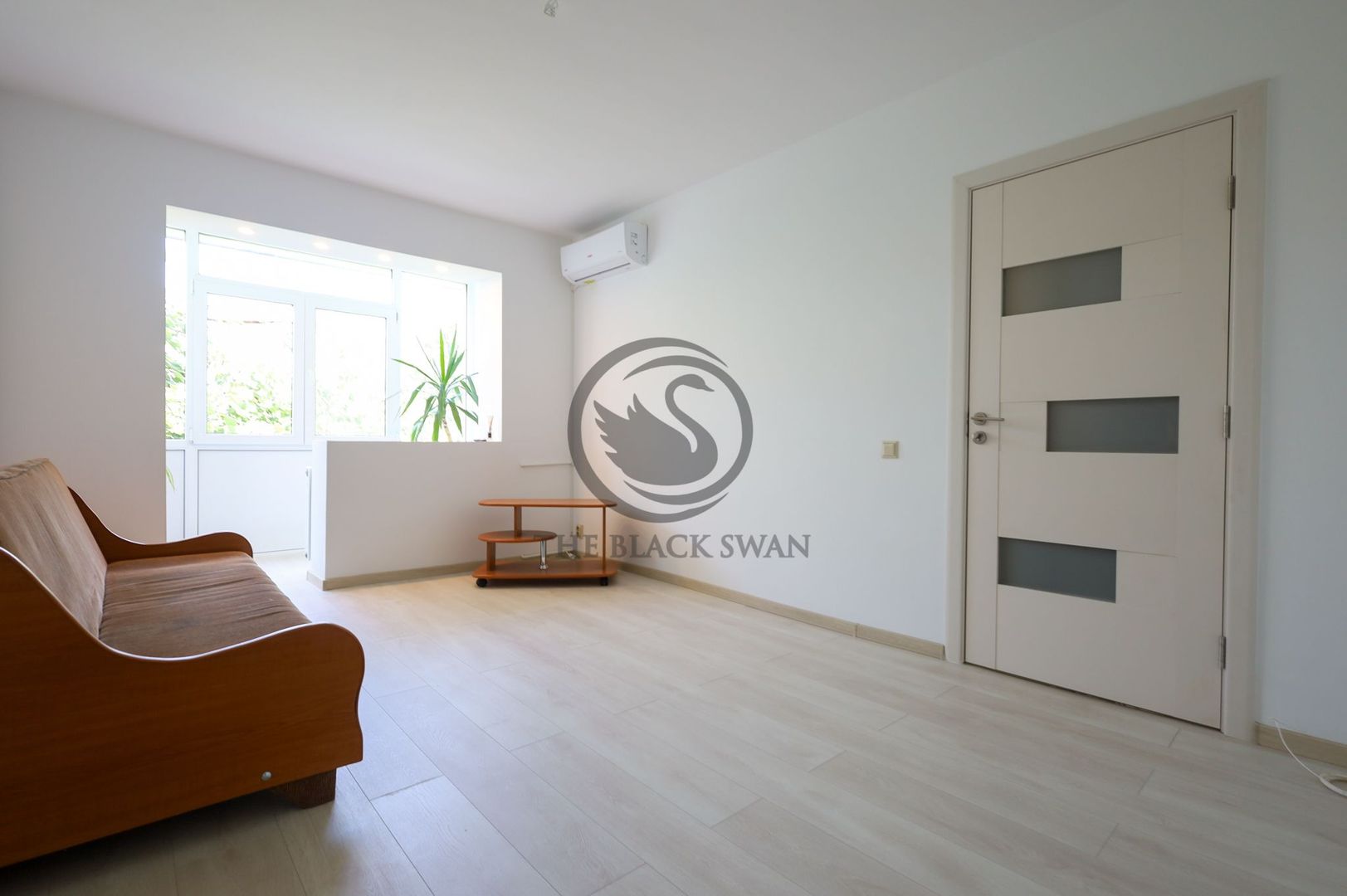 Apartament 3 camere de vanzare | Renovat, Vest, Ploiesti | Comision 0% - Poză 1