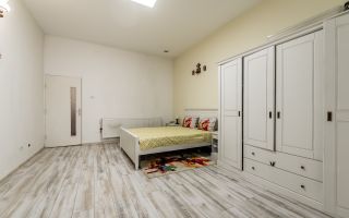 Centrul orașului, spațiu generos 2 camere, str O. Goga. - Poză 3