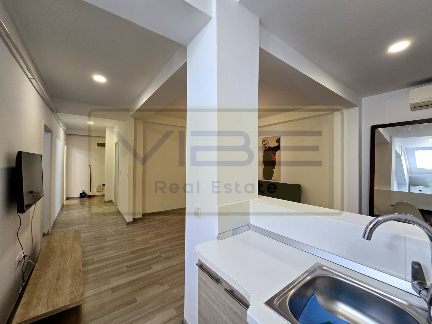 Piata Chirila- bloc nou- 3 camere - 550euro - Poză 11