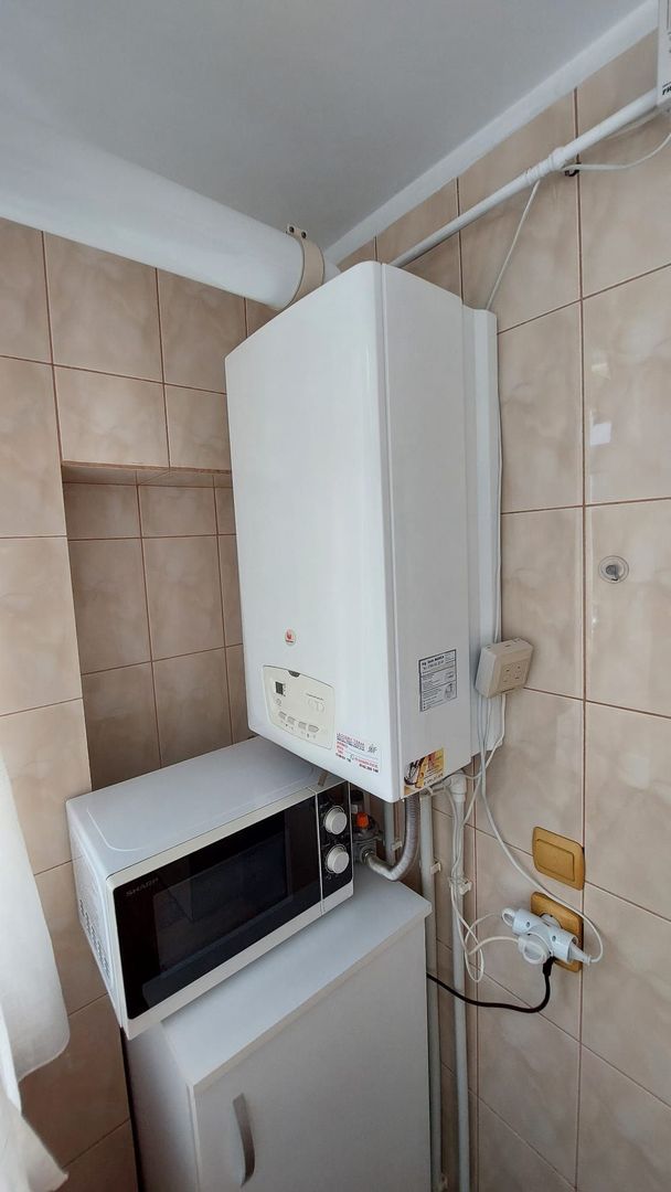 De închiriat apartament cu 3 camere, etaj 1, Siderurgistilor, 400 euro - Poză 22