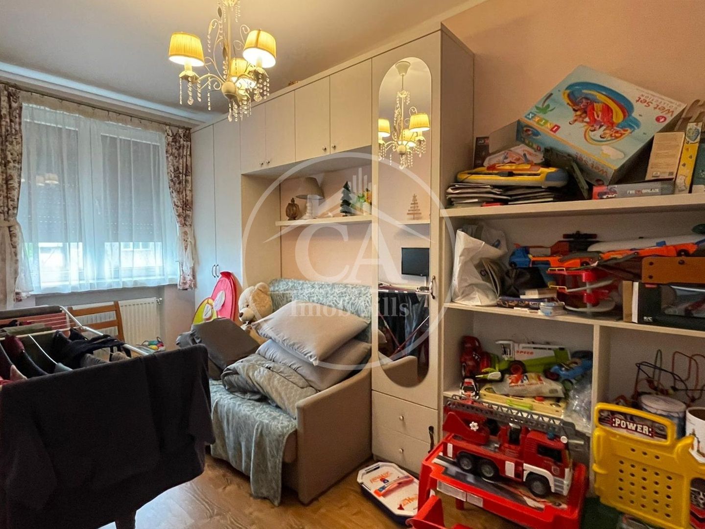 Apartament cu 3 camere de vanzare in zona Decebal, Oradea - Poză 10