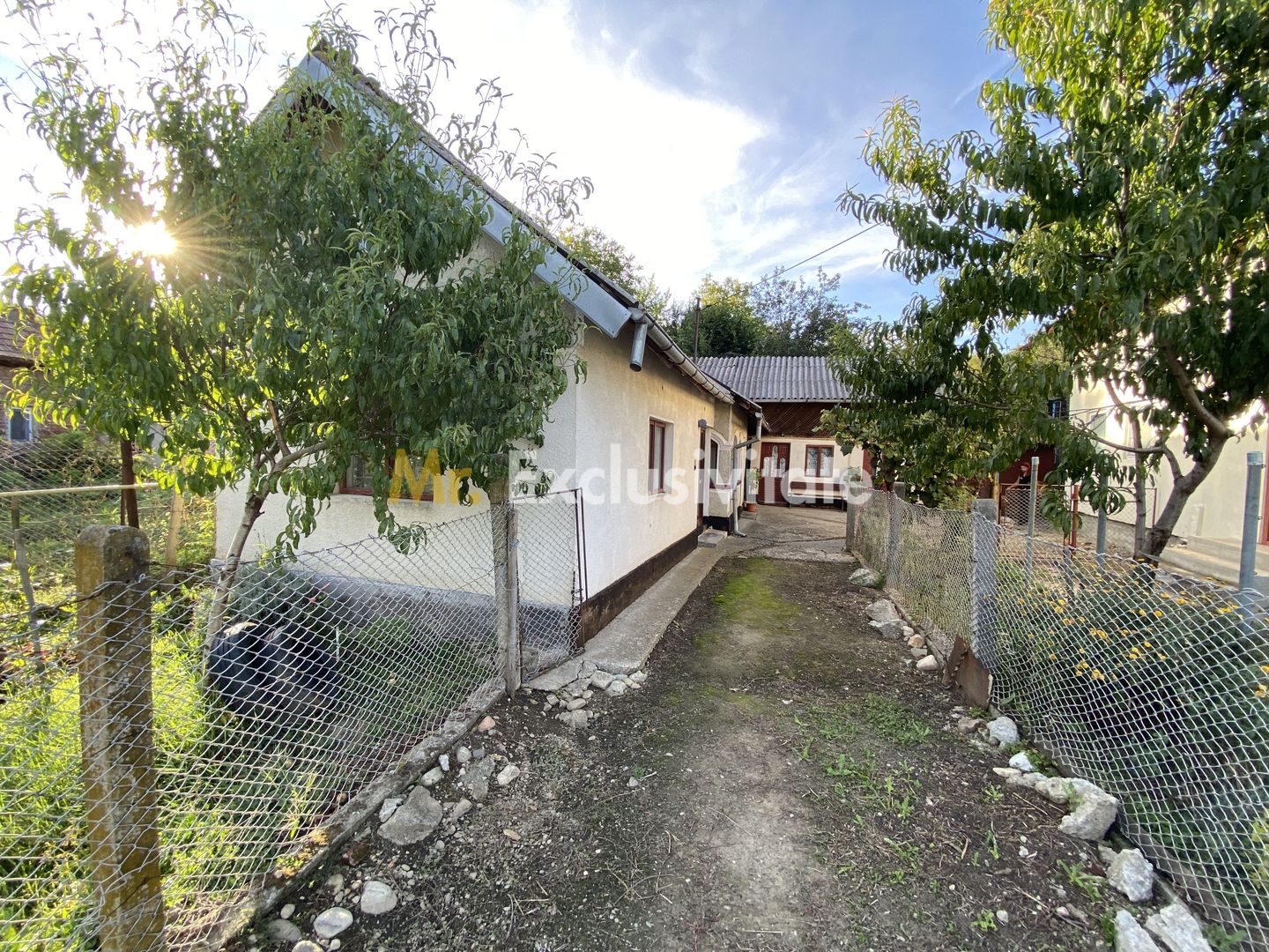 CASA + TEREN 1.002 MP | Stefanesti – Valea Mare Enculescu-Arges - Poză 1