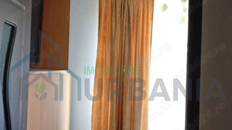 De vanzare apartament 2 camere - Poză 4