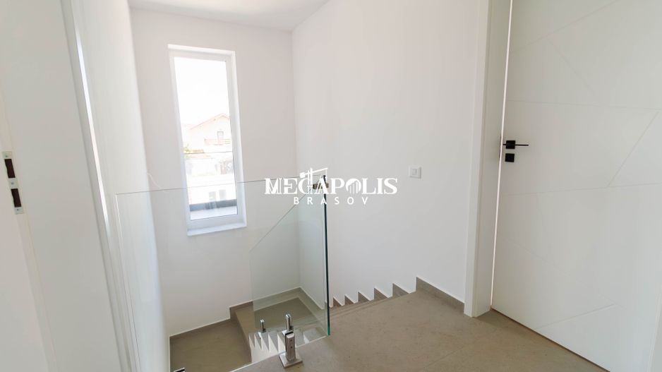 Casa Stil Mediteranean/ Intrare in Sanpetru - Poză 23