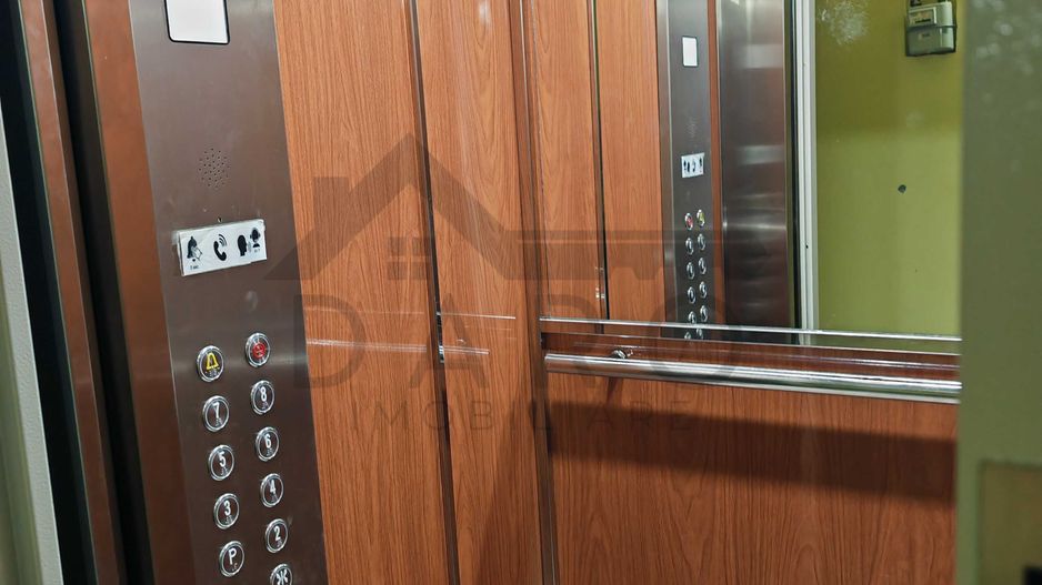 Vand apartament 3 camere - Poză 7