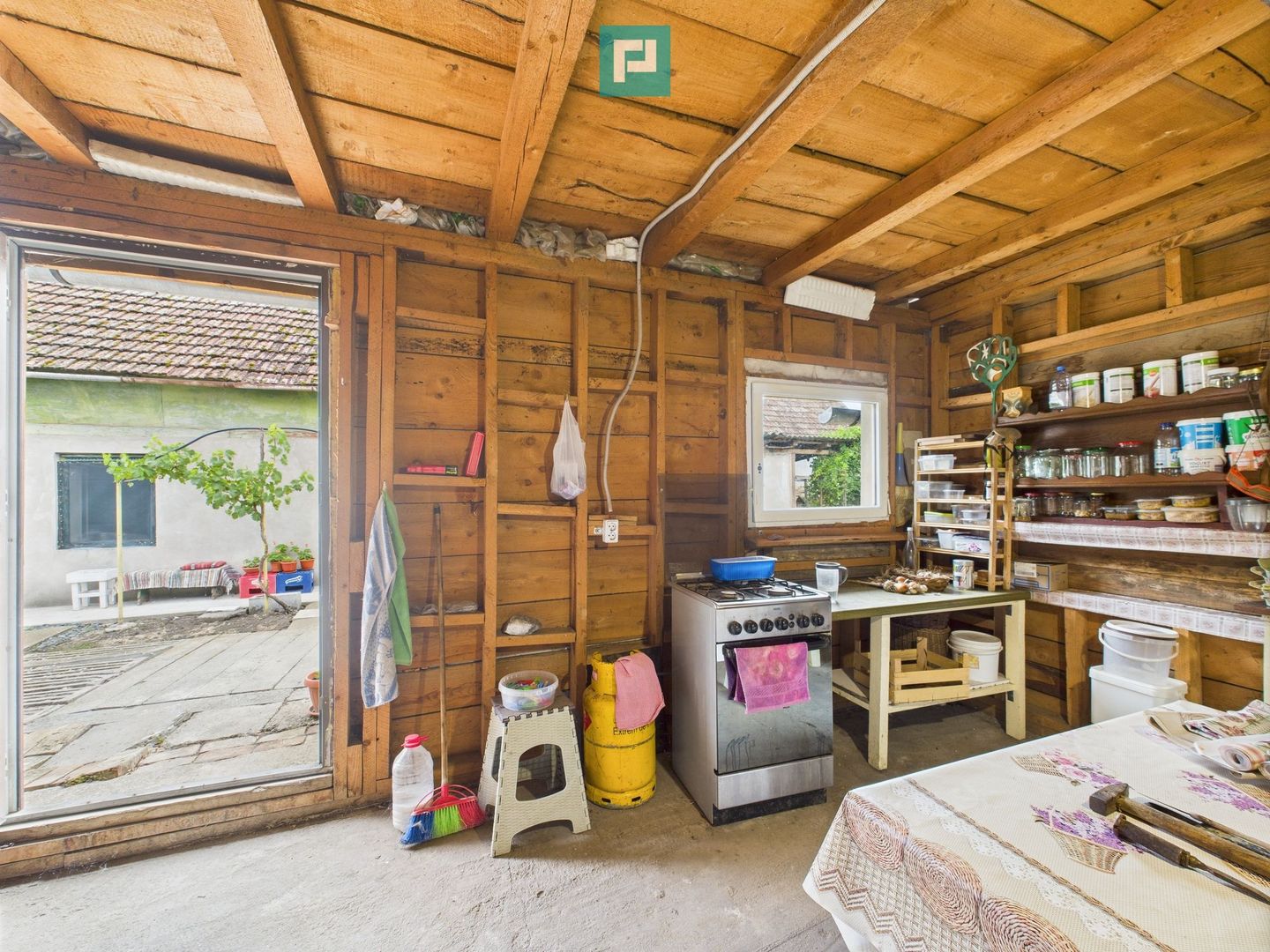 Casă mobilată si utilată – Iecea Mare - Poză 15