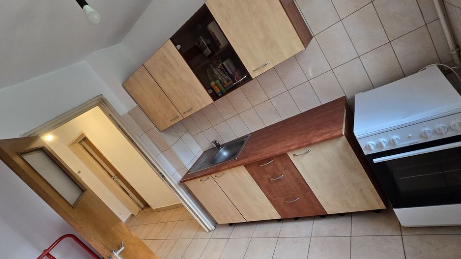 Vanzare 3 camere Titan, bloc H, 2 bai, IOR, galerii Titan, Scoala 195, metrou - Poză 4