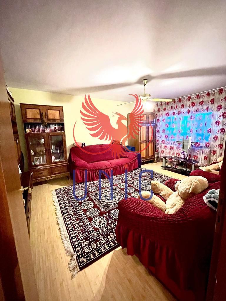 4 camere decomandate, Hanul Craiovitei - Poză 1