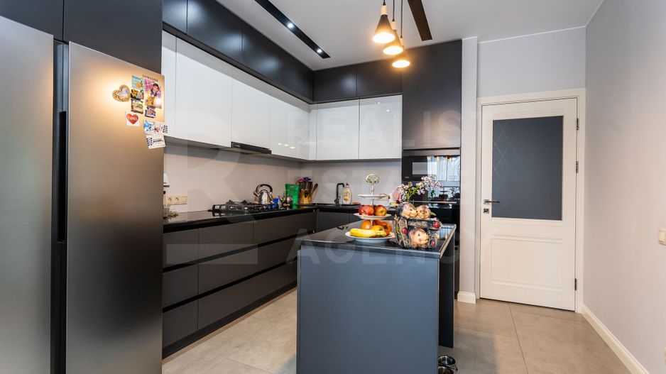 Vânzare, casă, 2 nivele, 230 mp+2,3 ari, str. Independenței, Bubuieci - Poză 6