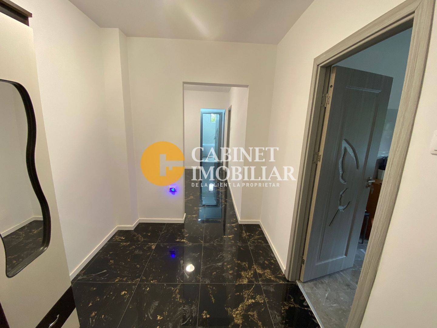 3 CAMERE DECOMANDAT - MIRCEA CEL BATRAN -  RENOVAT - Poză 3