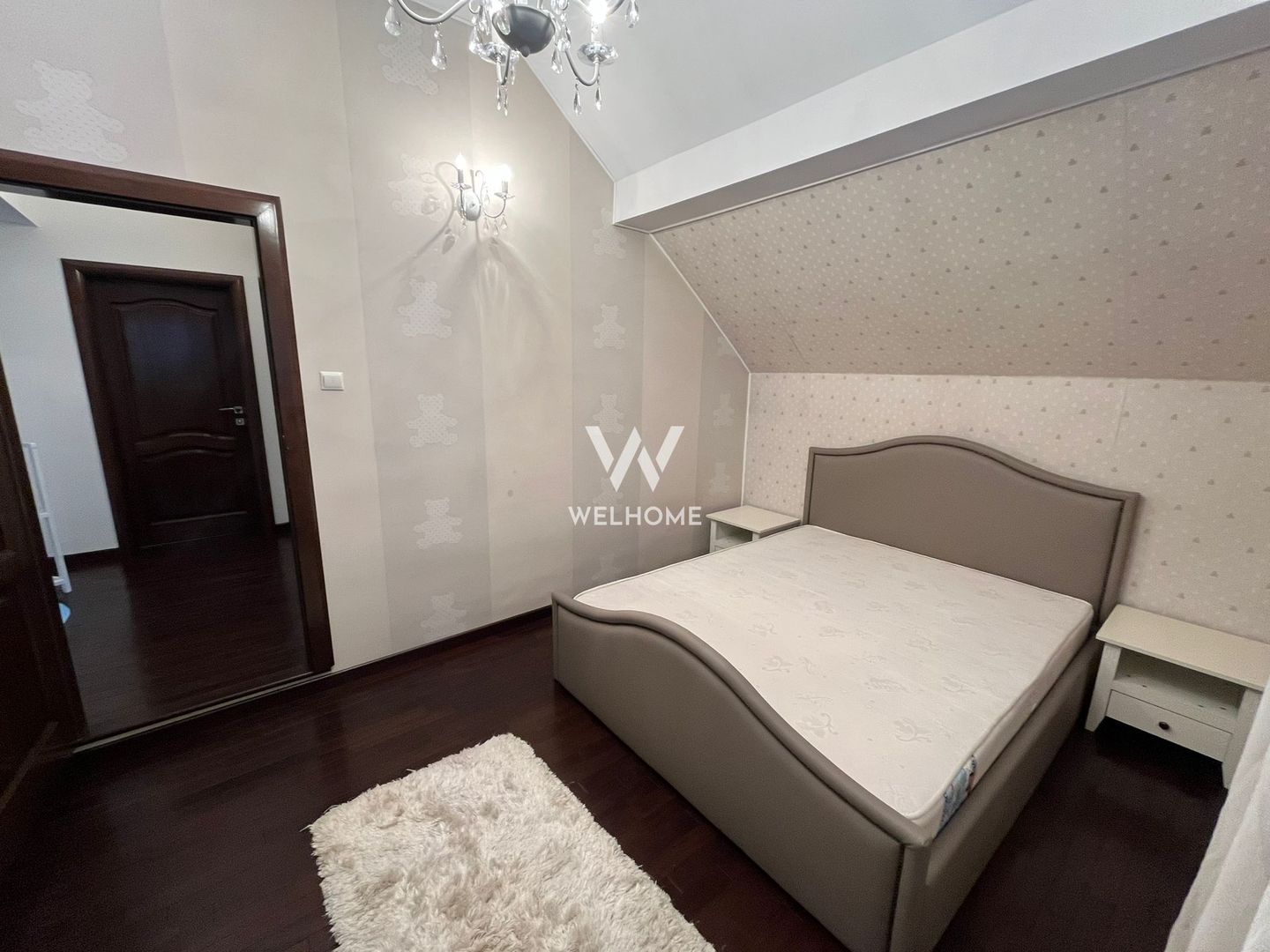 Casa cu terasa generoasa zona centrala - Sibiu - Poză 8