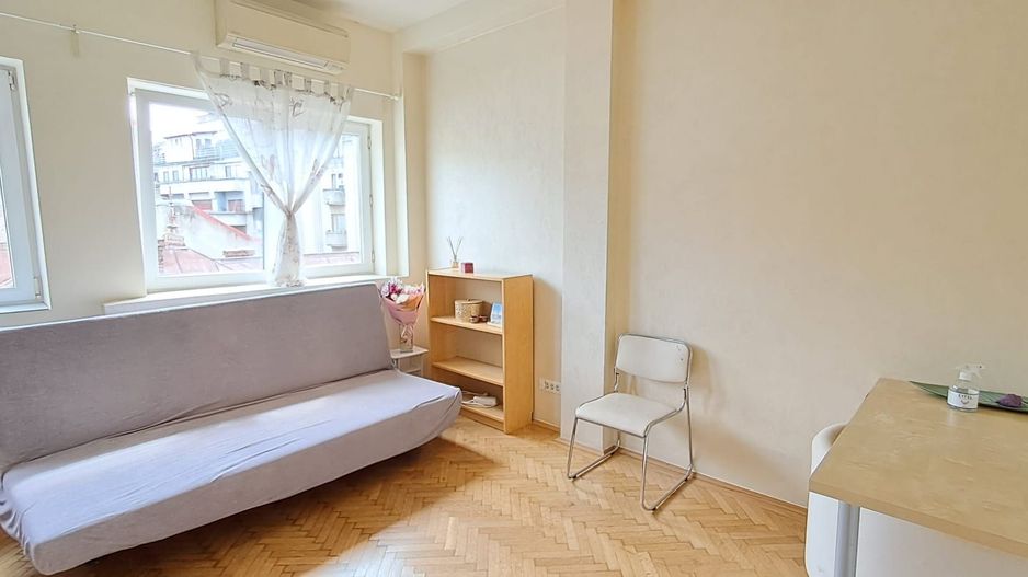 Universitate - Piata Rosetti, garsoniera, mobilata, utilata, centrala - Poză 1