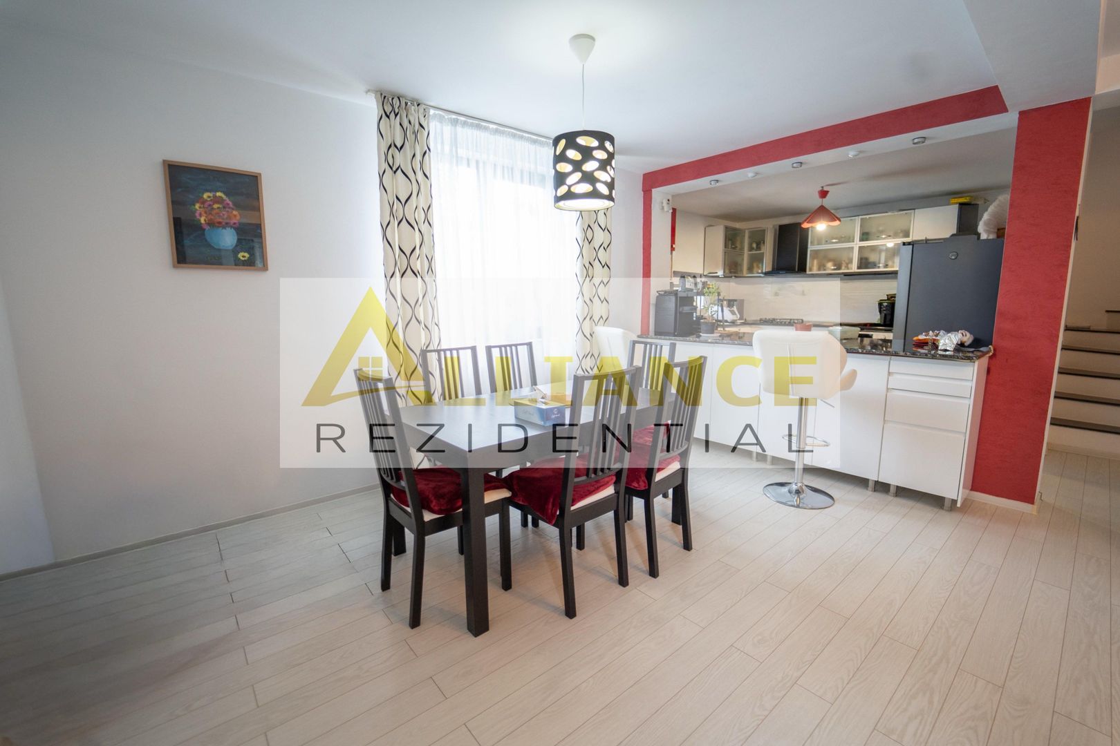 CASĂ COMPLET MOBILATĂ SI UTILATĂ -  PISCINĂ  – COMUNA BERCENI - Poză 4