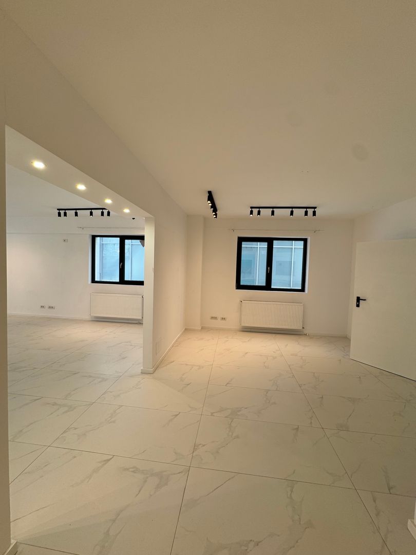 Spatiu Comercial | Pipera | Parcare | 120 m2 | Nou | Vitrina - Poză 8
