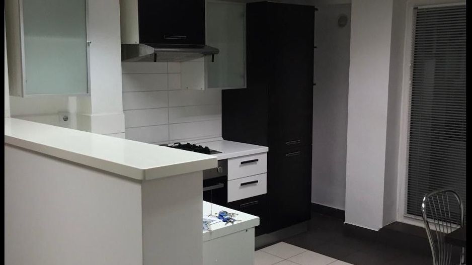 Apartament 2 camere decomandat, 60 mp, bloc 1990 - Poză 10