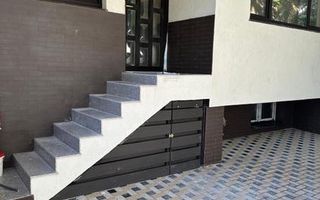 Apartament 4 Camere Pe 3 Niveluri+Curte 40 mp2 , Metrou Crangasi , Particular - Poză 1