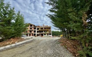 Apartament 2 camere + gradina 50 mp, la cheie , Cristian - Poză 4