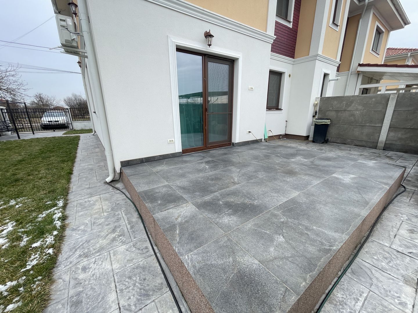 Duplex P+1E -unități separate prin cameră tehnica - Poză 25