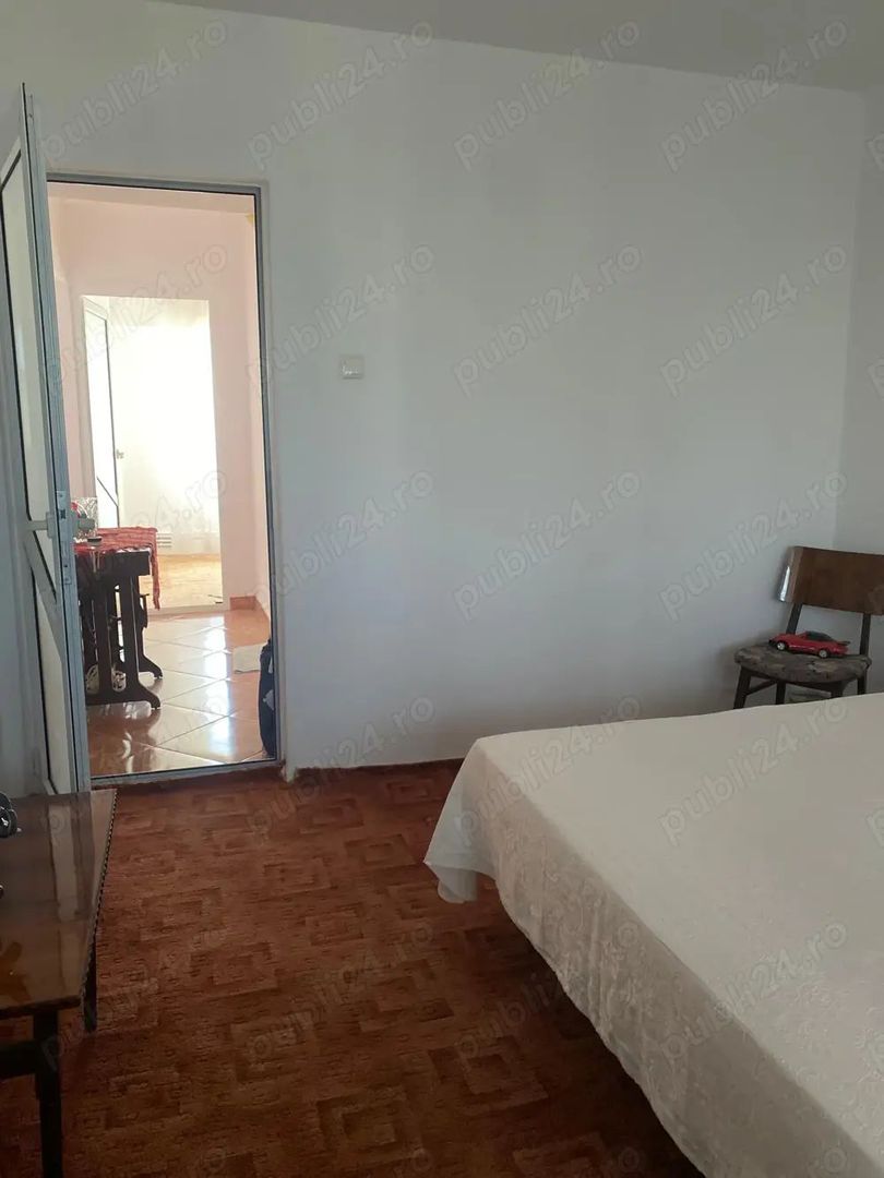 Apartament 4 camere, 2 bai, 2 balcoane – Decomandat, 90 mp – Micro 21 | - Poză 3