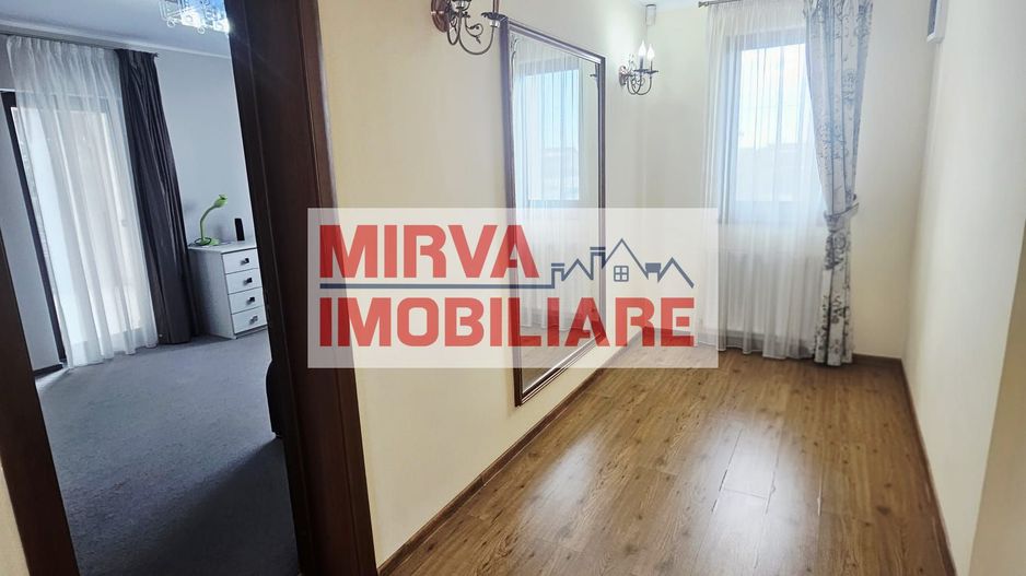 Vilă spațioasă Strejnicu S+P+1E+M, 8 camere, garaj, teren 595 mp - Poză 54