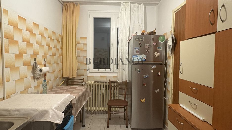 Apartament cu 3 camere de vânzare - 1 Decembrie 1918 - Sector 3 - Poză 8