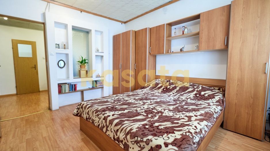 Casă cu 4 camere si curte | zona Regie | teren 252 mp - Poză 4