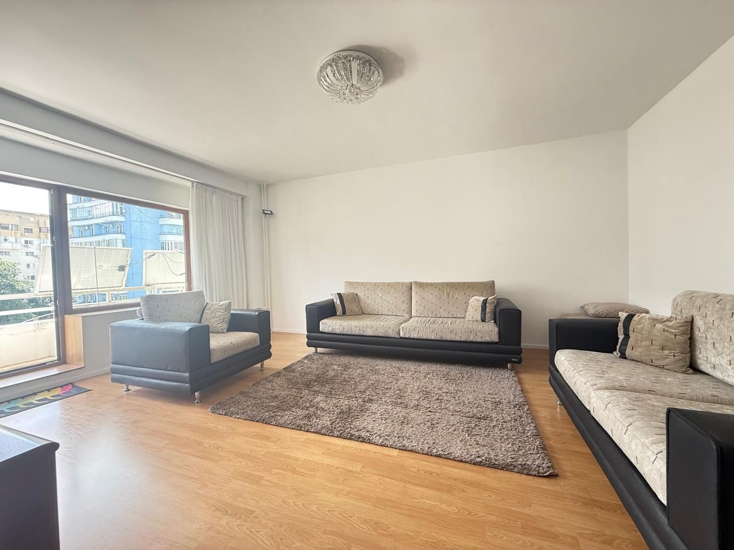 APARTAMENT 2 CAMERE ‖ BLOC 2001 ‖ LIFT ‖ ZONA CENTRALA NERVA TRAIAN - Poză 1