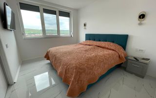 Penthouse Exclusivist cu 2 Terase Panoramice și Jacuzzi - Poză 6