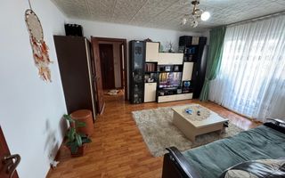 APARTAMENT 2 CAMERE ETAJ 4 CAMPULUNG, VISOI - Poză 3