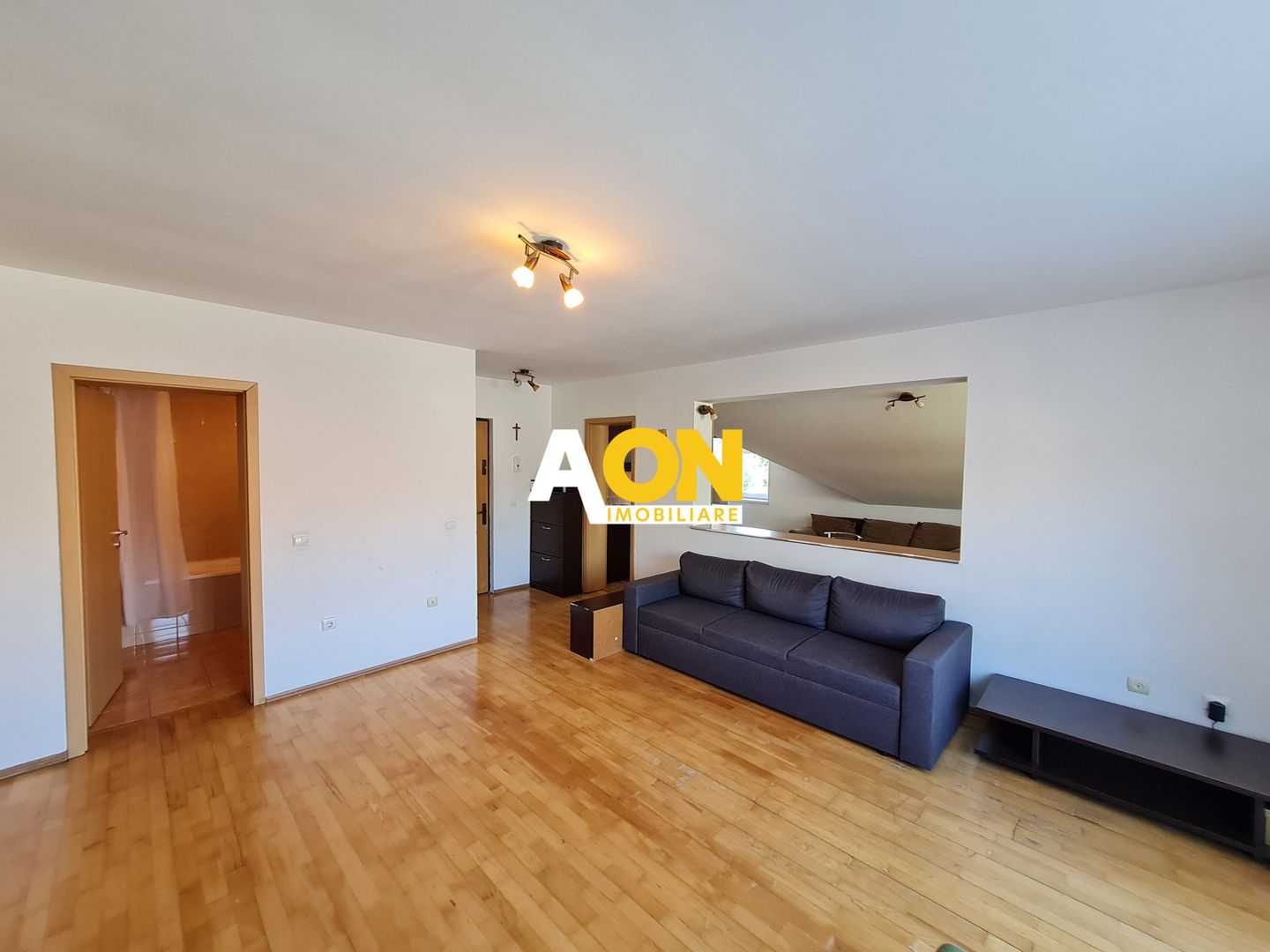 Apartament 2 Camere, Decomandat, 62 mp, Zona Centrala Exceptionala - Poză 4