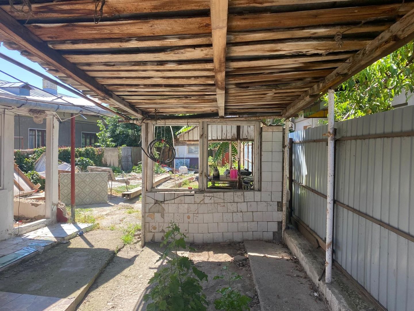 Vanzare casă bine poziționată – Târgoviște, strada Berzei - Poză 12