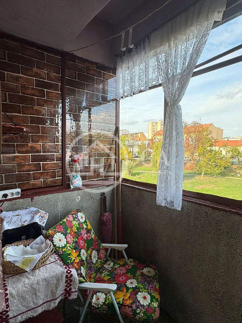 Apartament de închiriat cu 3 camere in zona Ultracentrala, Oradea - Poză 13