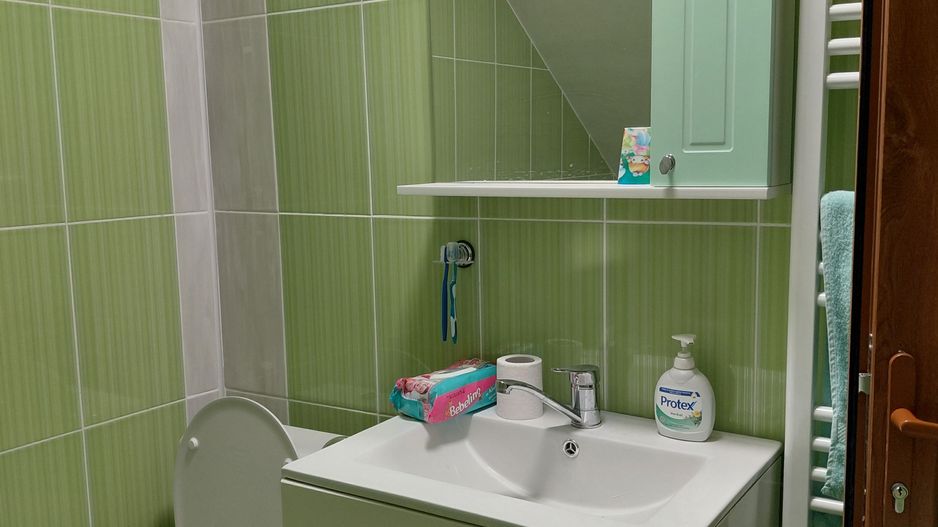 Casă spațioasă și primitoare, gata de mutare! Tulucesti! - Poză 23