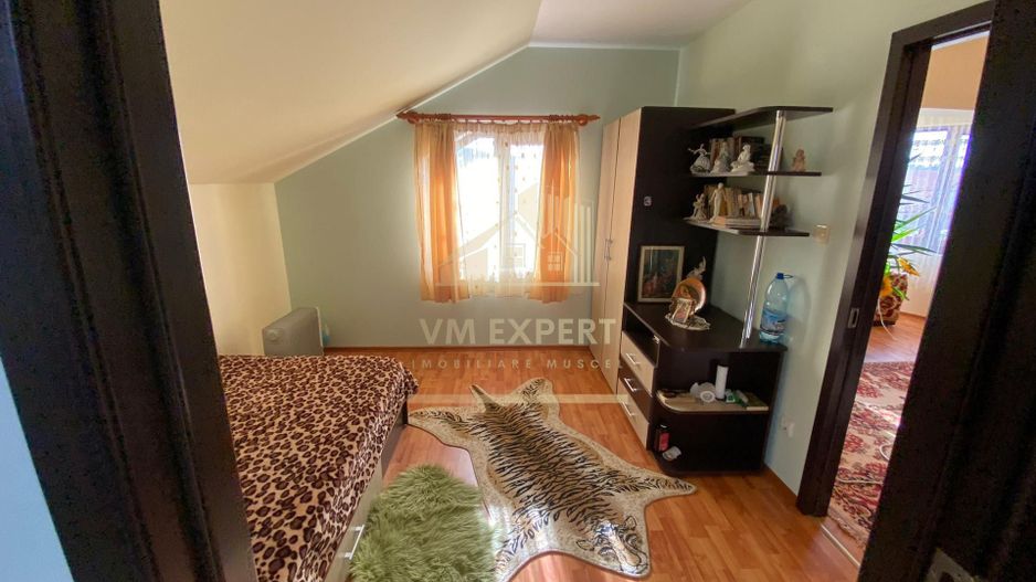 VILA 6 CAMERE TEREN, 825 MP, BEREVOIESTI, ARGES - Poză 11