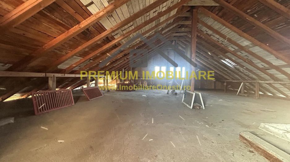 Proprietate multifuncțională cu potențial pentru investiții - Poză 14