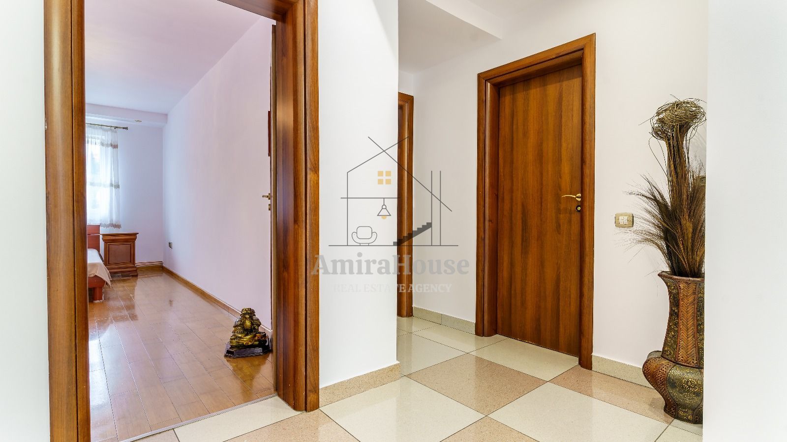 Apartament 100 mp si 2 balcoane cartierul Buna Ziua - Poză 7
